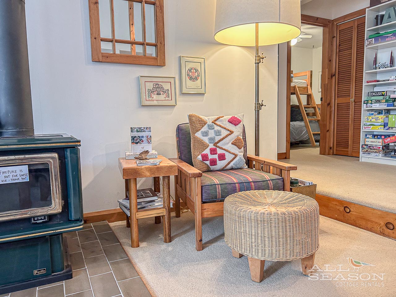 Dockside-Drift-Reading nook