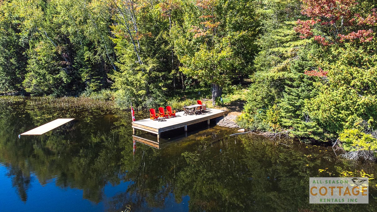 Dock with outdoor dining table