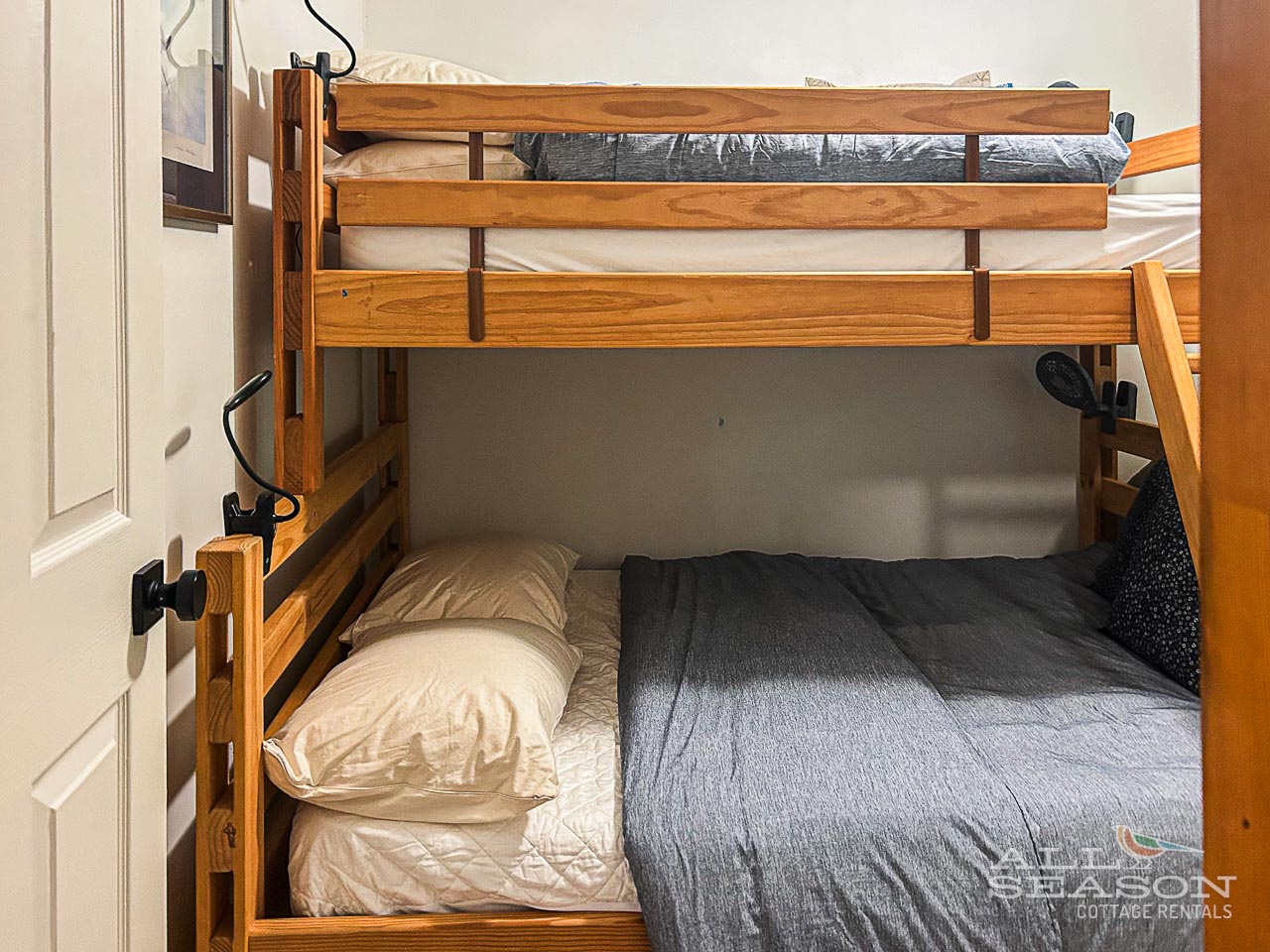 Dockside-Drift-Bedroom #2-Double/single bunk