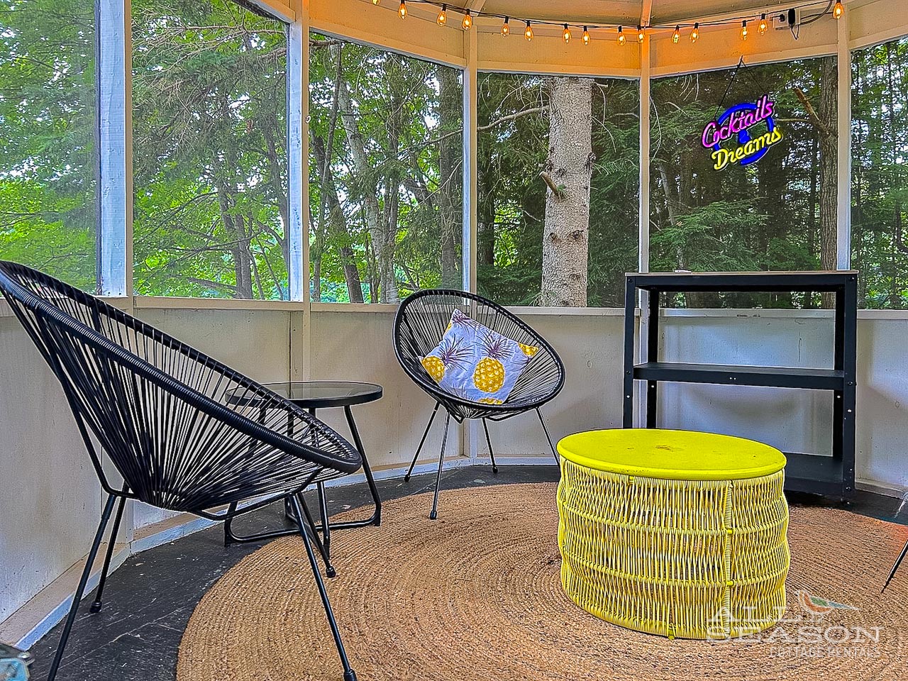 Bob-Haven-Gazebo seating