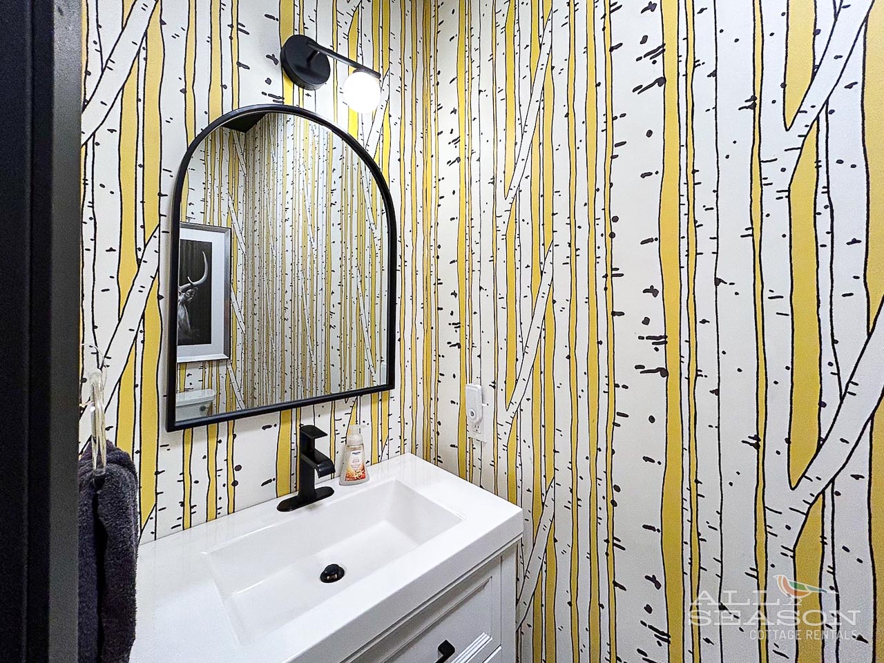 Bob-Haven-Powder room