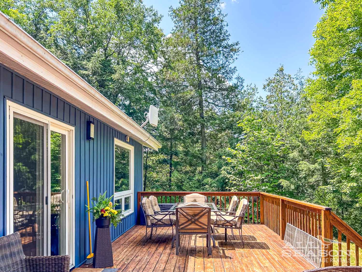 Blue Hideaway-12