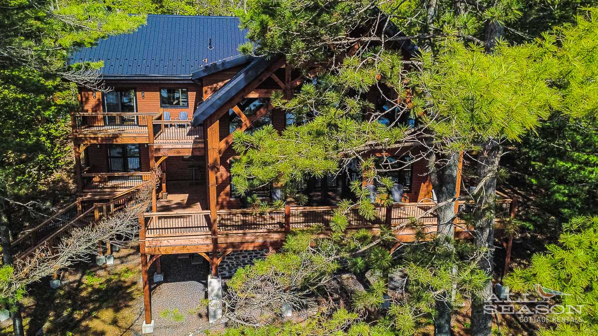 Strathcona_Lake_House_105