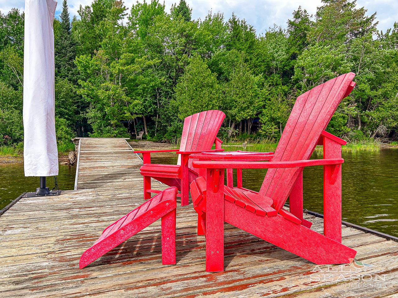 Dockside-Drift-Dock seating