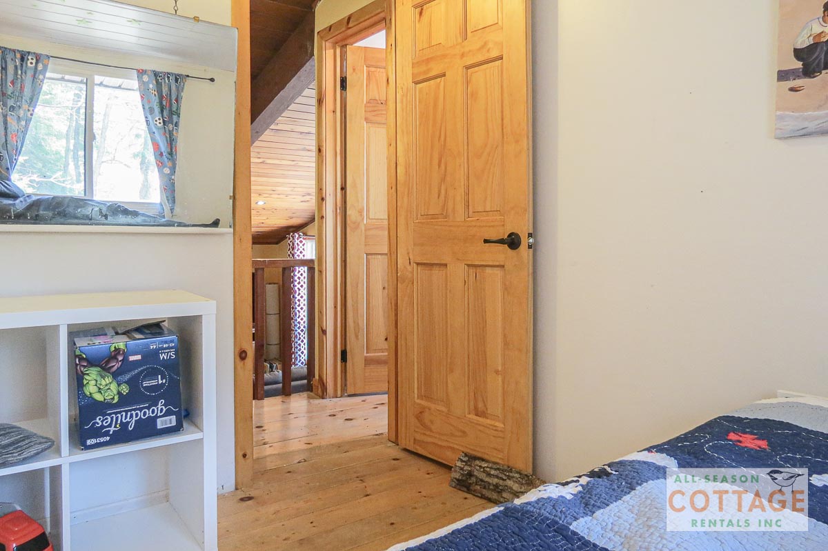 Bedroom #2 (Twin bed)