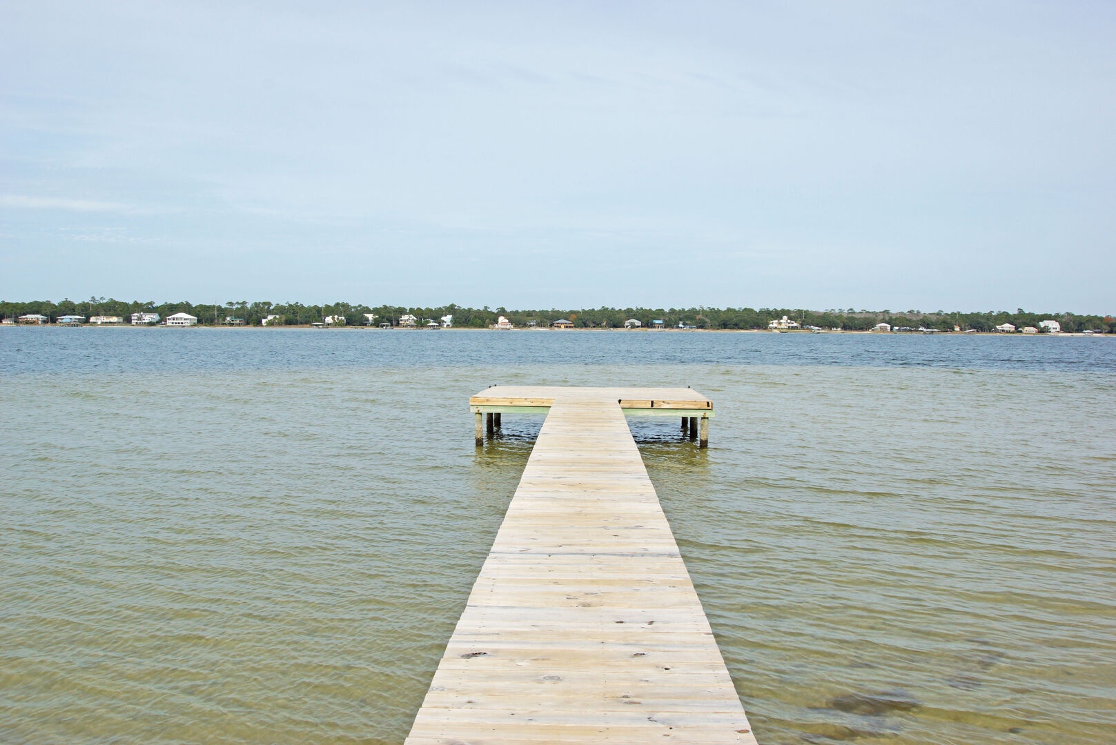 Guests may fish, swim and kayak from private pier