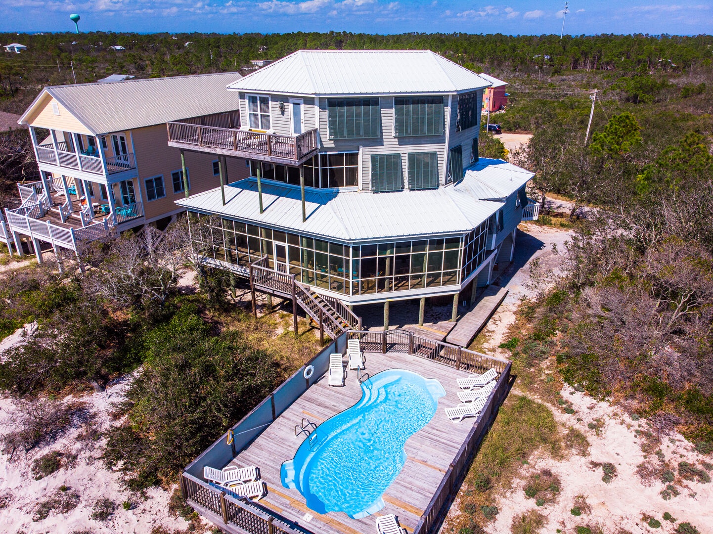 big mansions with pools on the beach