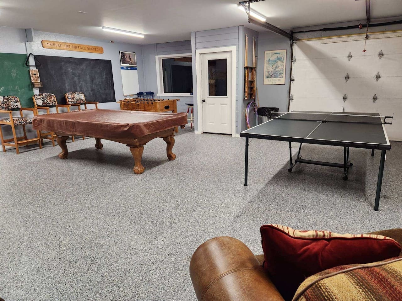 Your private game room awaits with a pool table and ping pong for endless entertainment with family and friends.