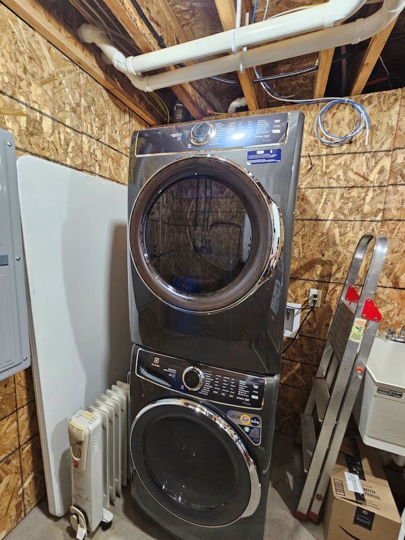 Your own washer and dryer make longer stays effortless, keeping your clothes fresh and clean throughout your getaway.