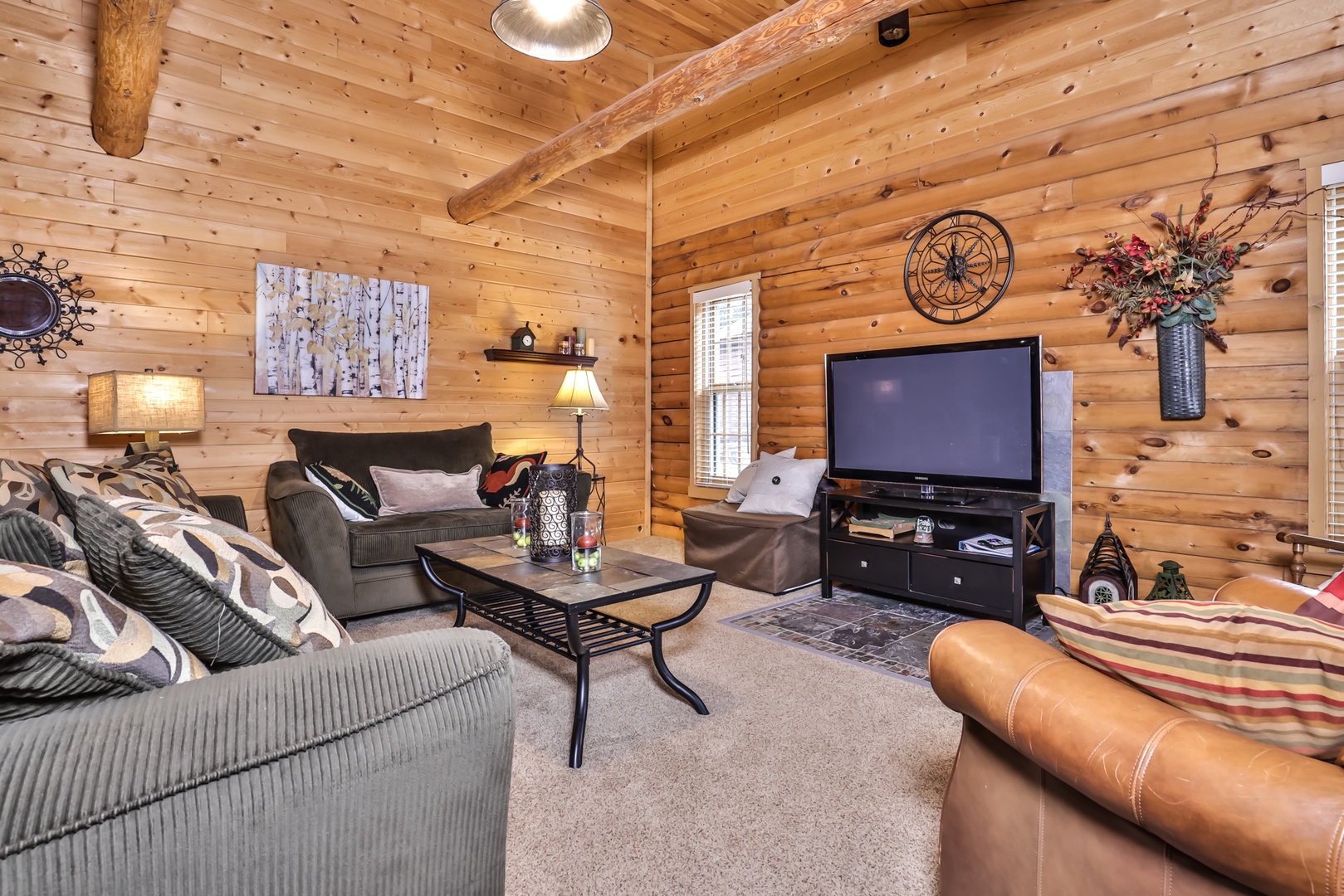 Lakeside Room - Wilderness Bay Lodge - Hiller Vacation Homes