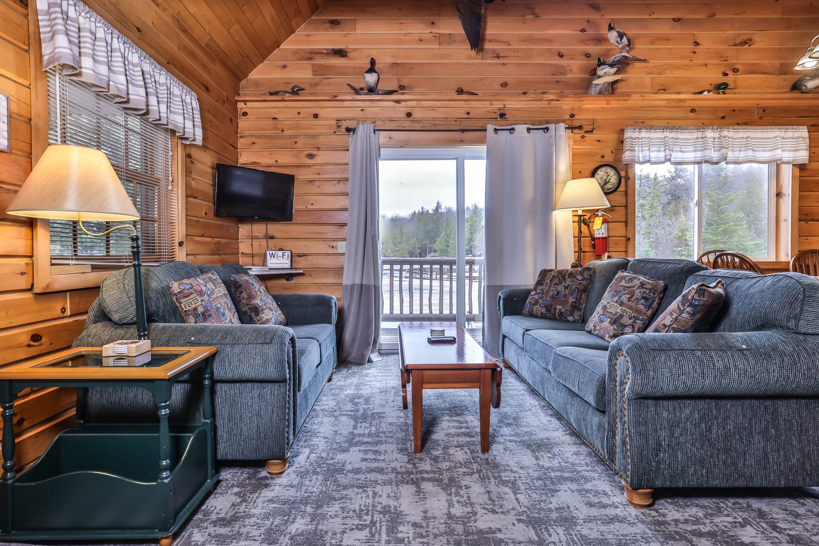 Wild Wings Cabin - Wilderness Bay Lodge - Hiller Vacation Homes