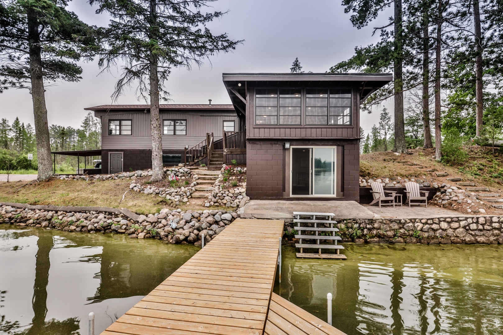 Mid Lake Retreat-Hiller Vacation Homes