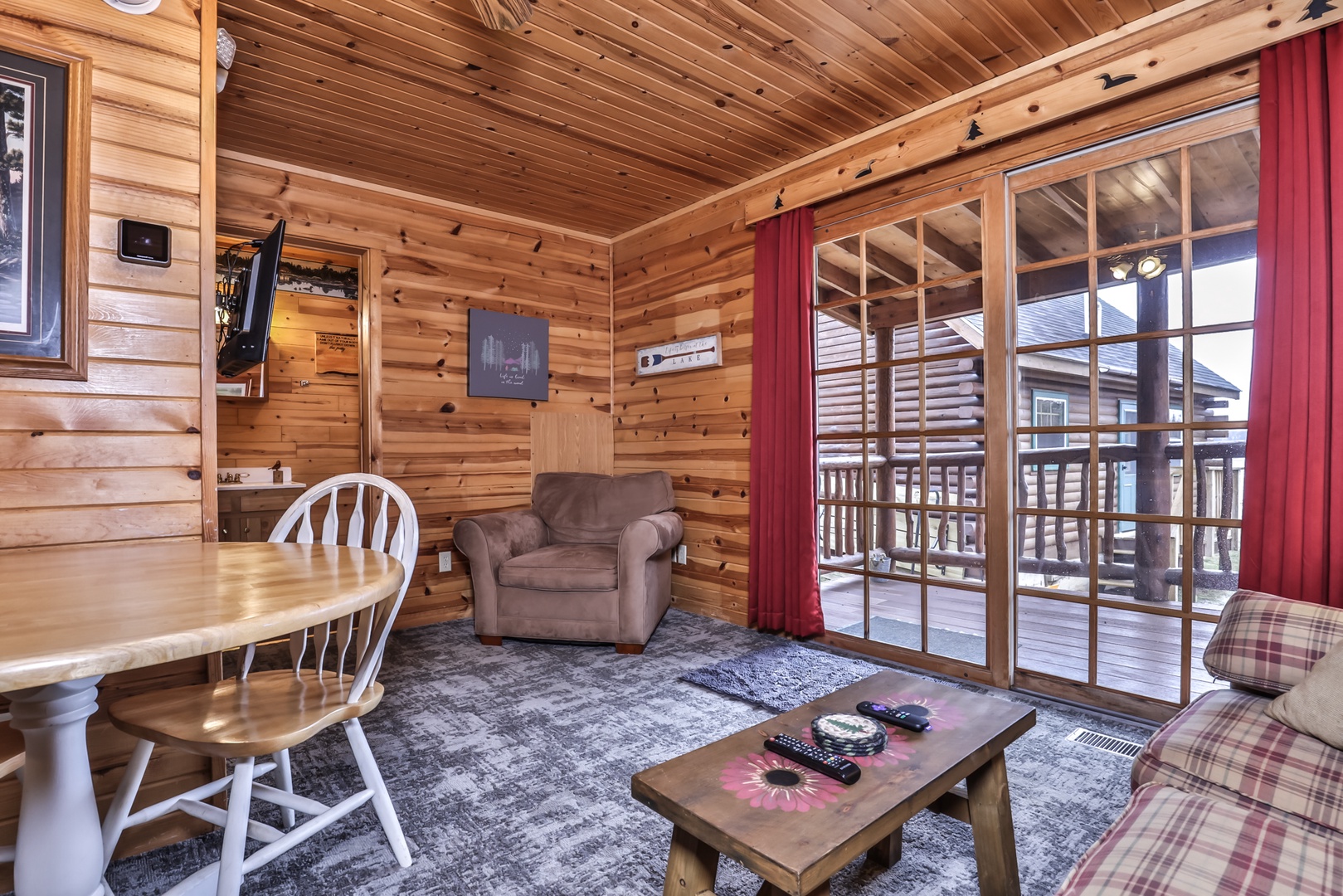 Loon Cabin - Wilderness Bay Lodge - Hiller Vacation Homes