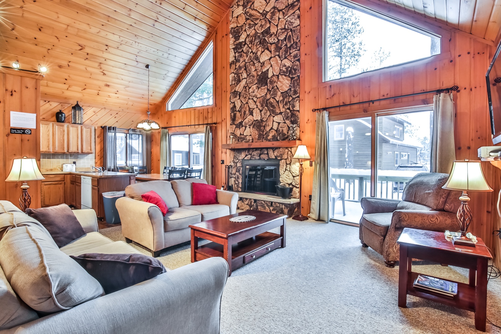 Country Loft - Elbert's - Hiller Vacation Homes