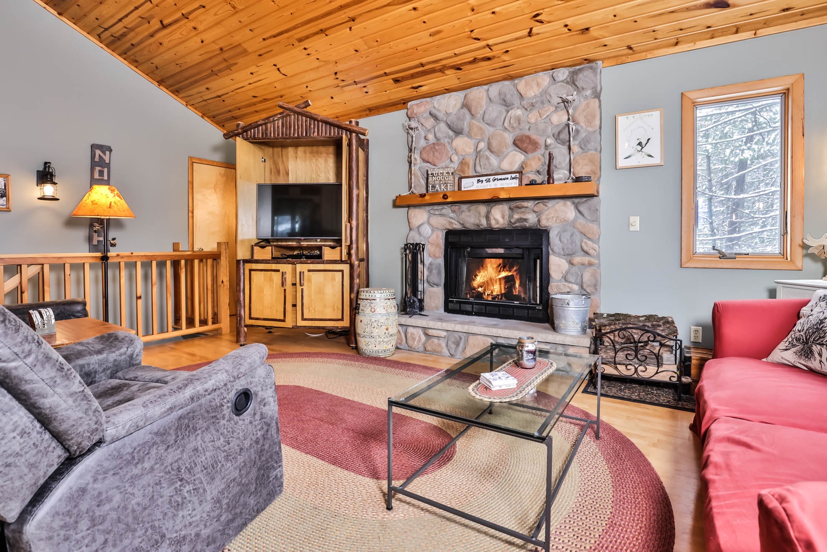 Featured image for “Dragonfly Inn”