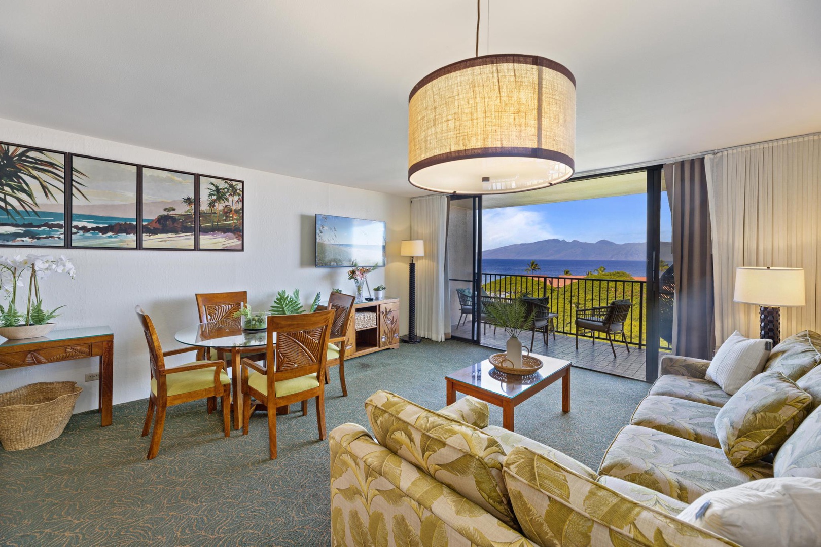 Living and dining area