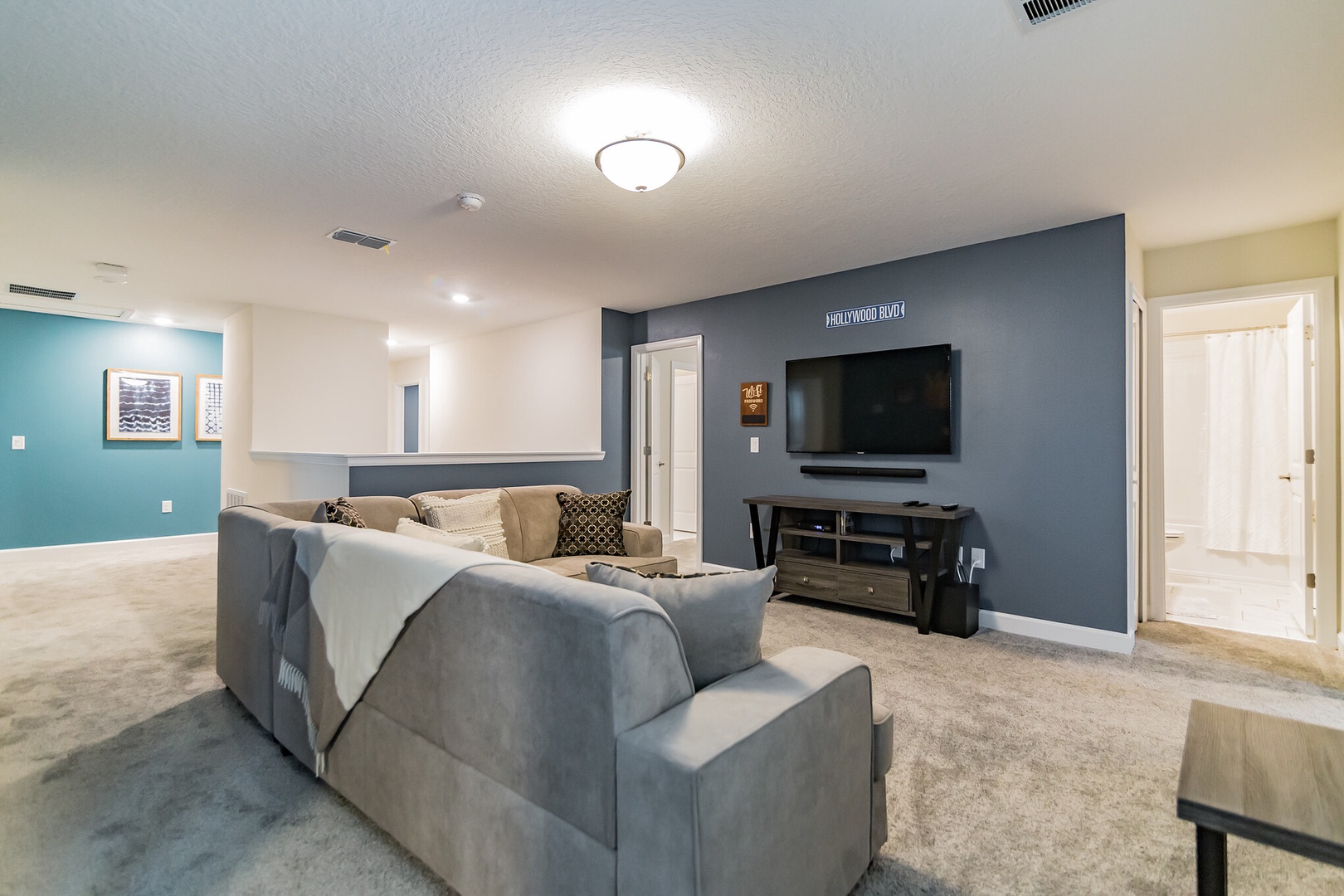 2nd floor living room with TV