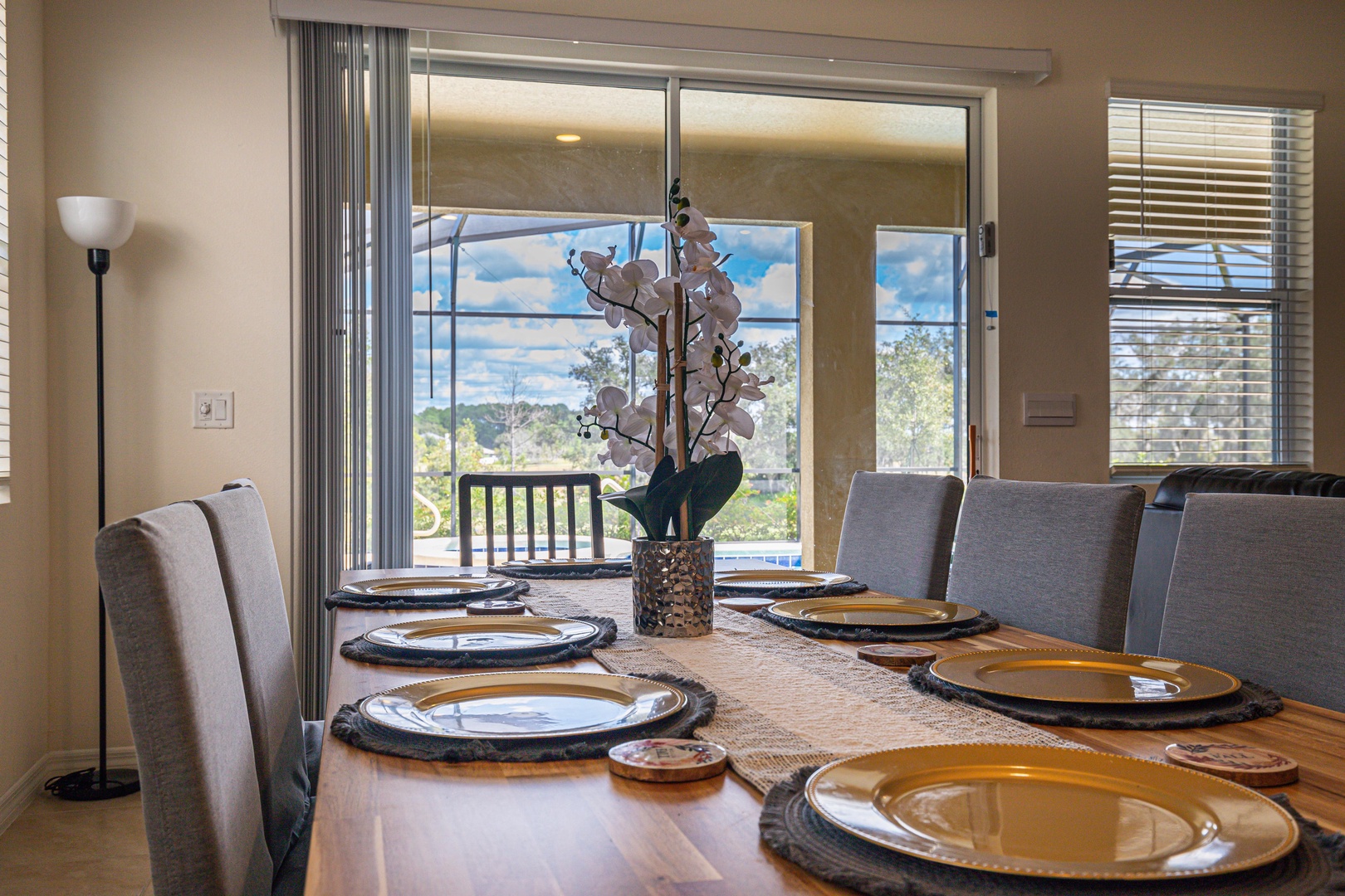 Dining room 4