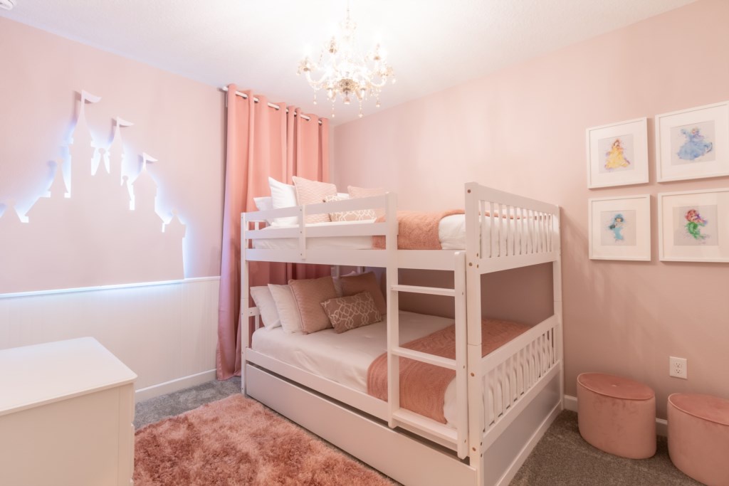 Disney princess room with bunk bed