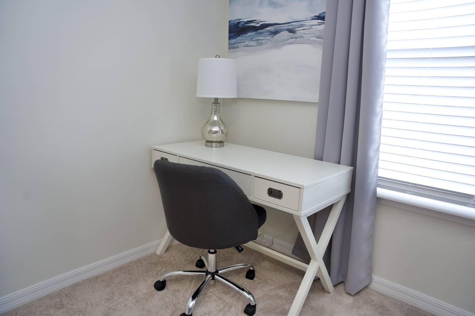 desk on the Room #2