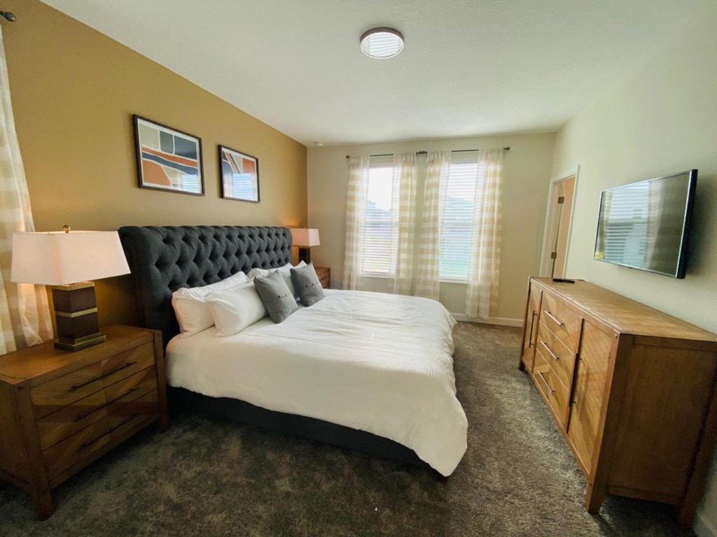 Room # 6. King Upstairs