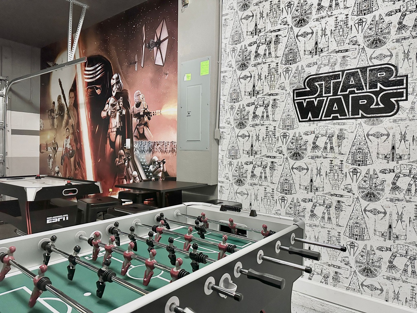 GAME ROOM