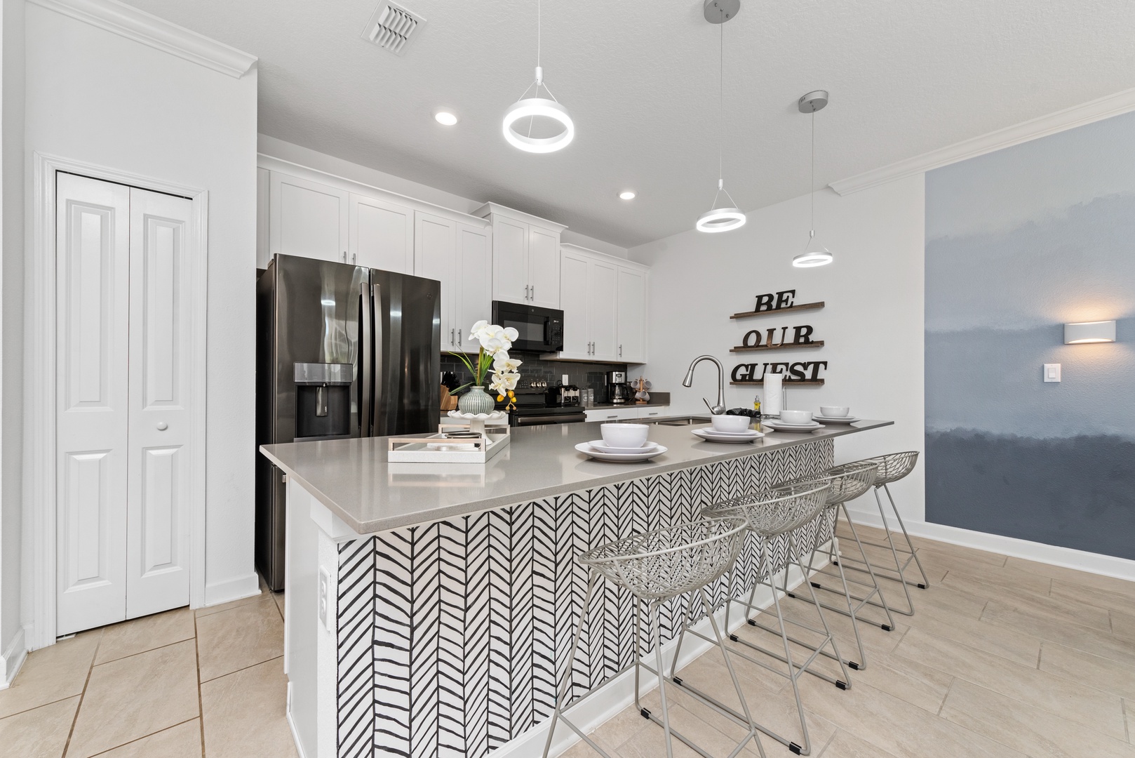 1052 Leader St. 15