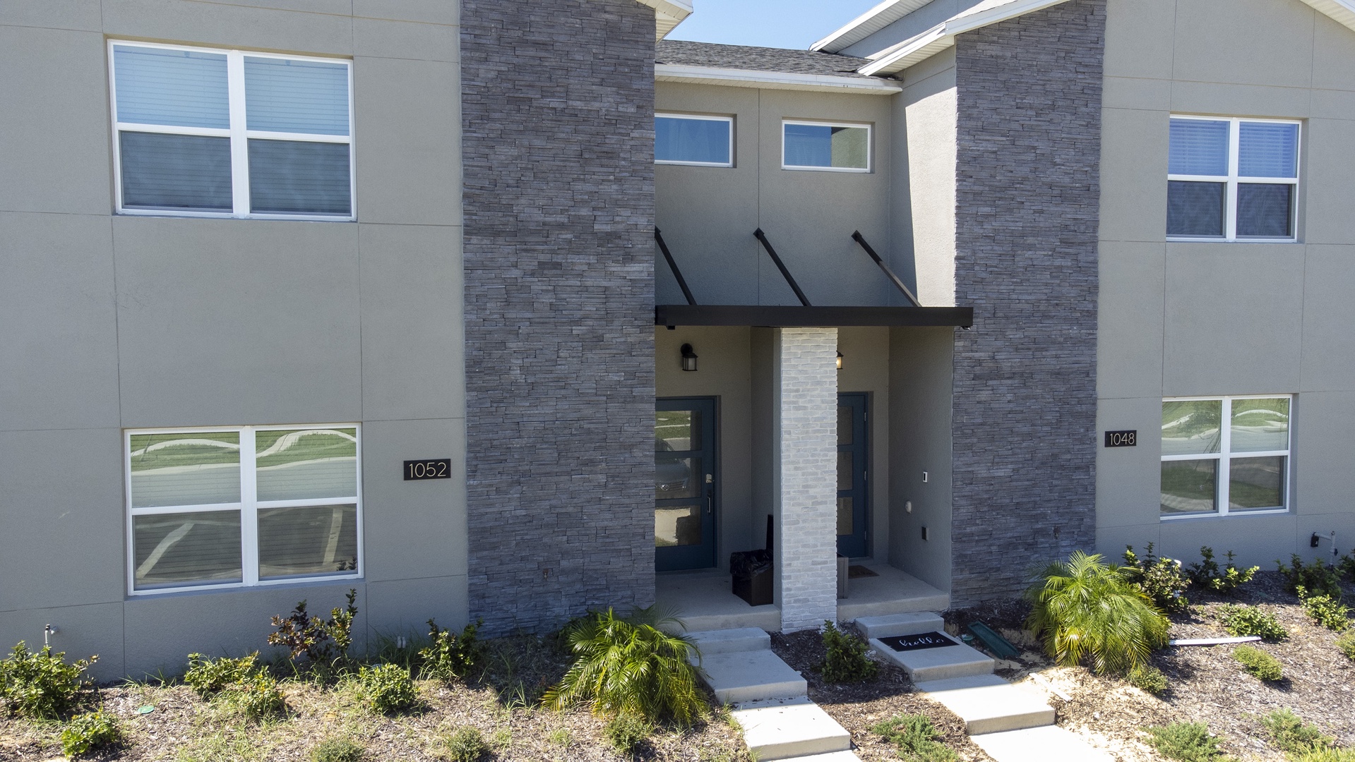 1052 Leader St. 2