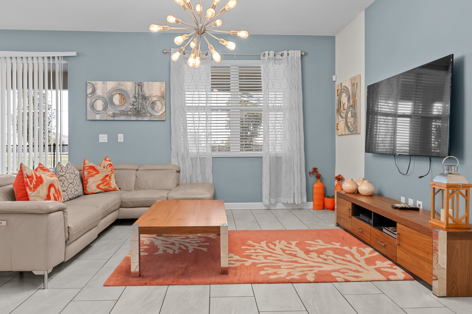 Luxury 9 bd/5 Bath with private Pool and Spa 179