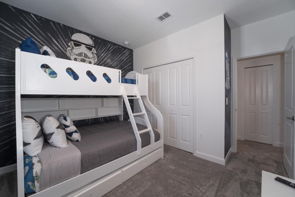 room #4 Star Wars - bunk bed
