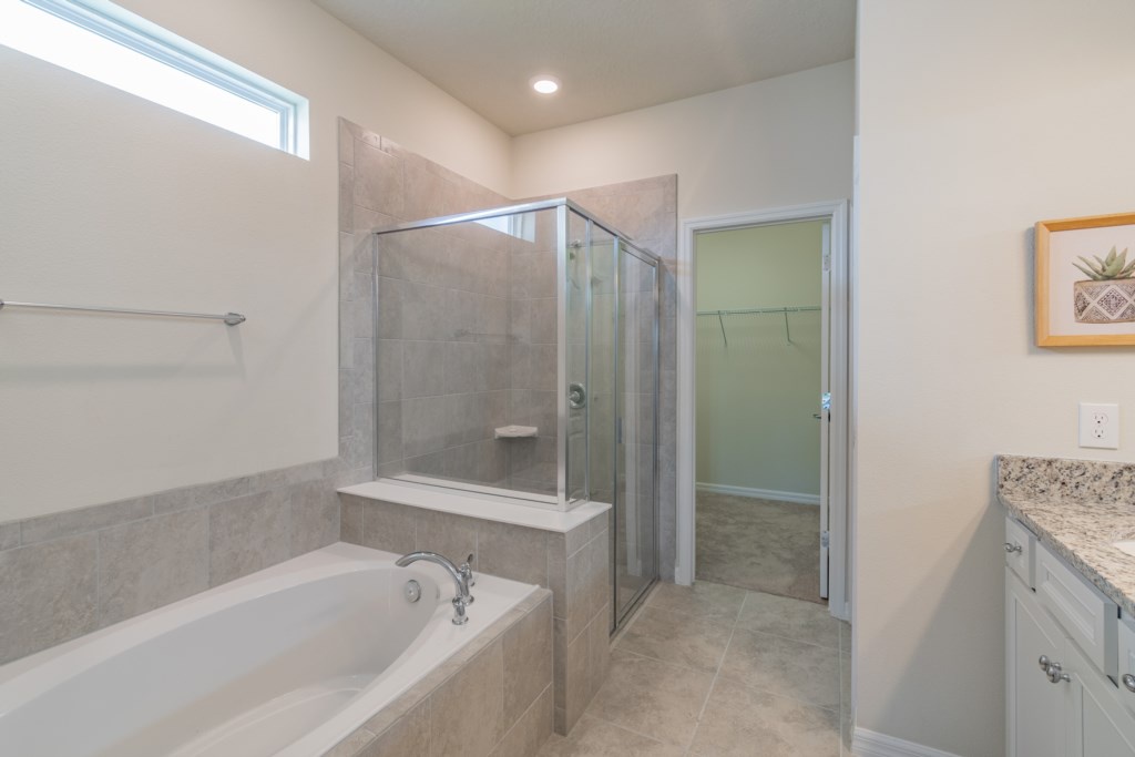 Walk in shower and Garden tub (ensuite room 1) (downstairs)