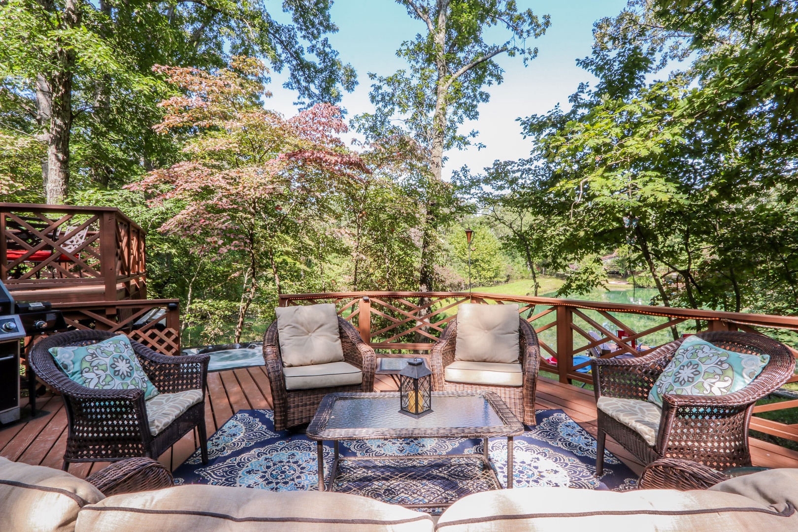 Spacious Deck with Stunning Lake View