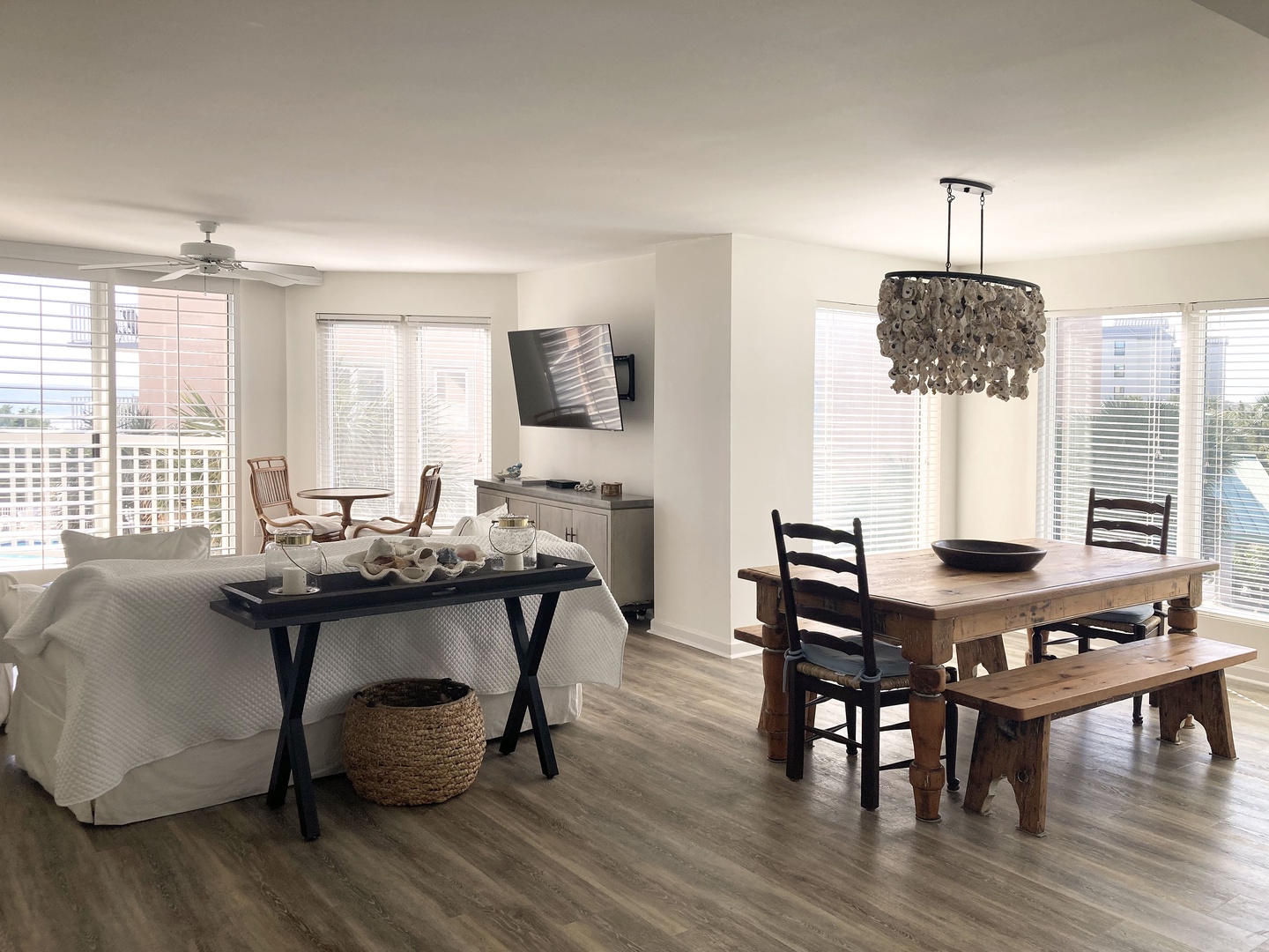 LivingDining