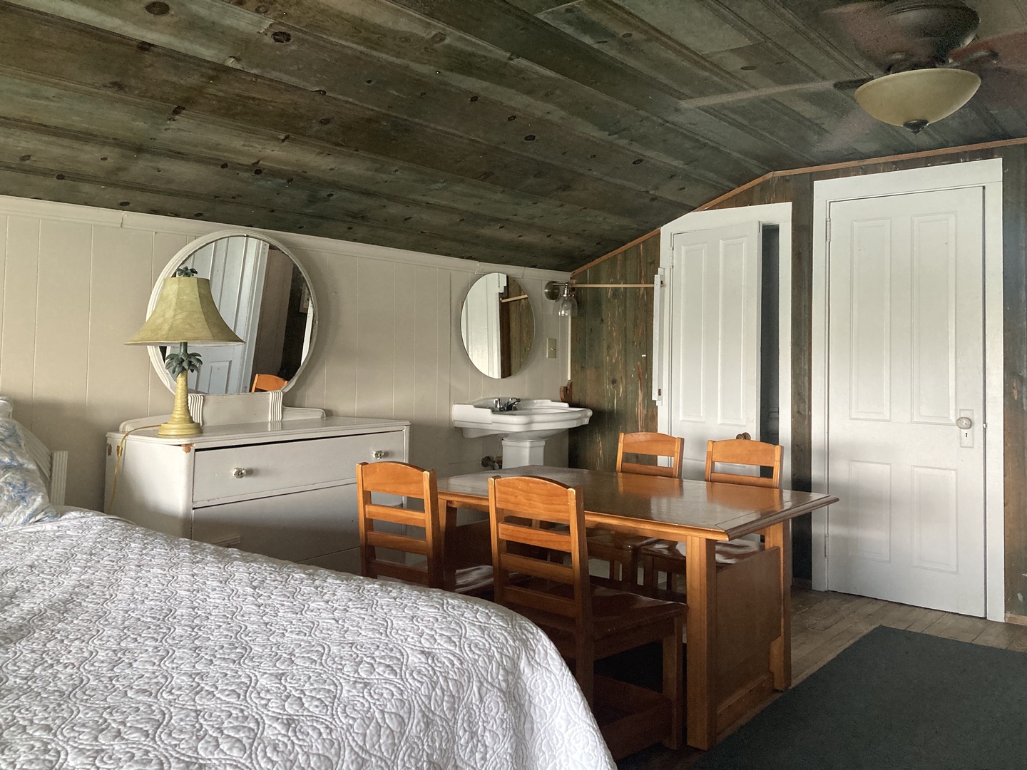 UpstairsBedroom_1D