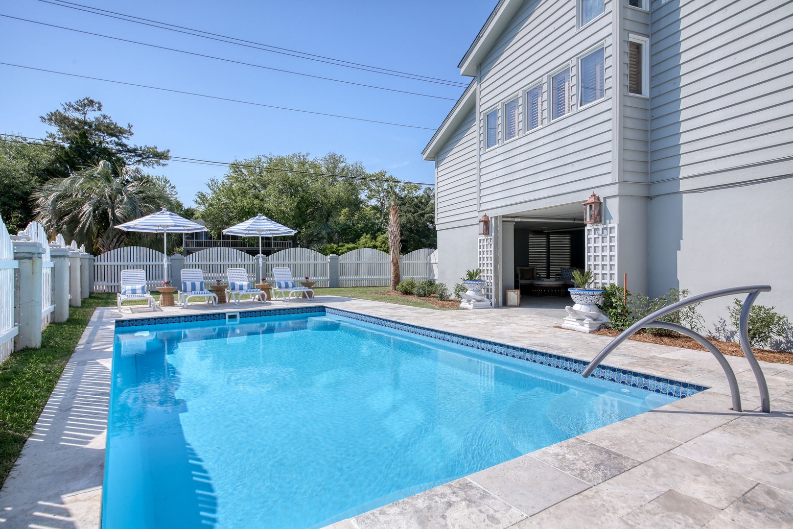 2-web-or-mls-Pool_44Parker_011