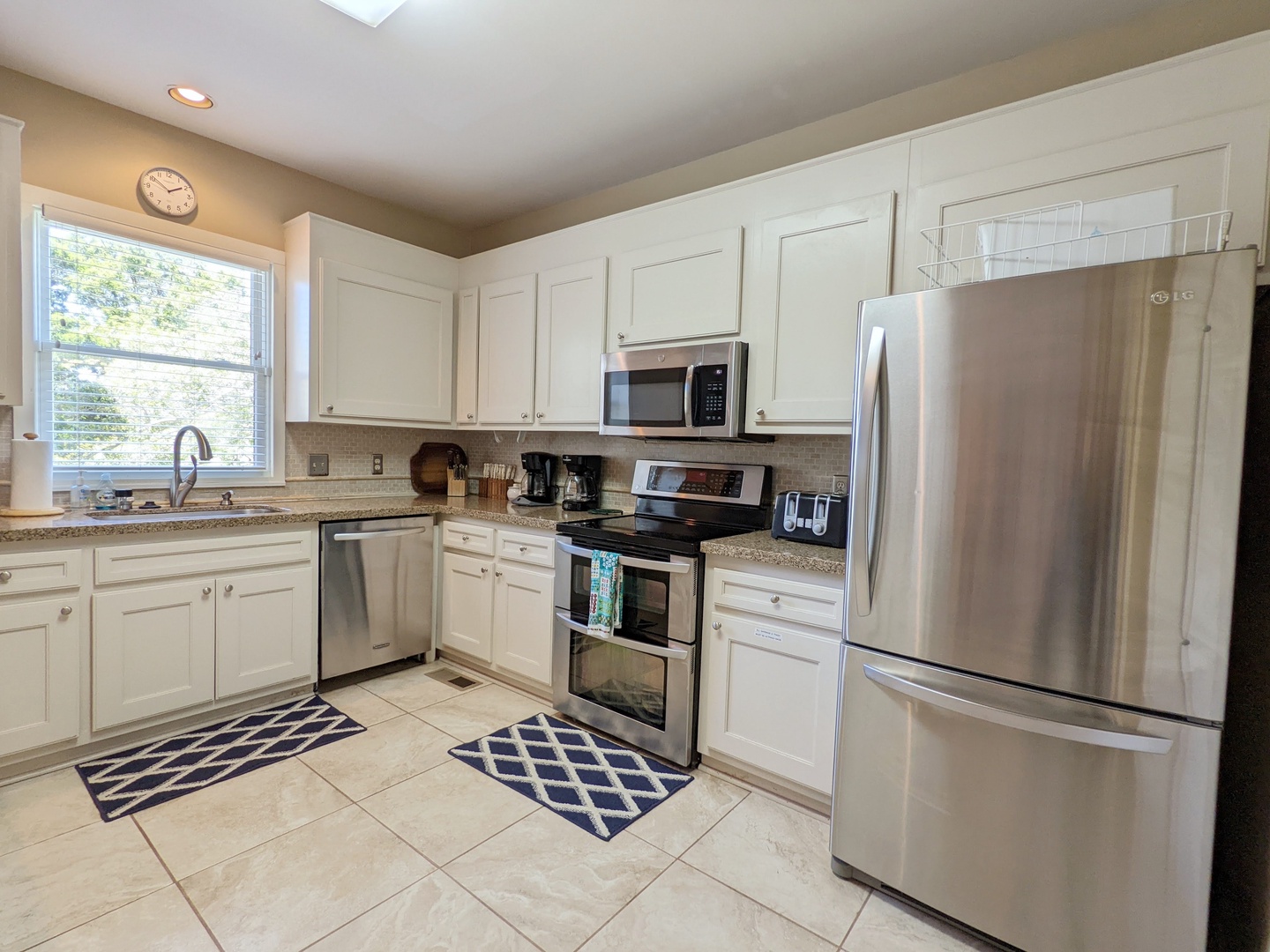 Indigo-Pelican-3-jwsre (20)