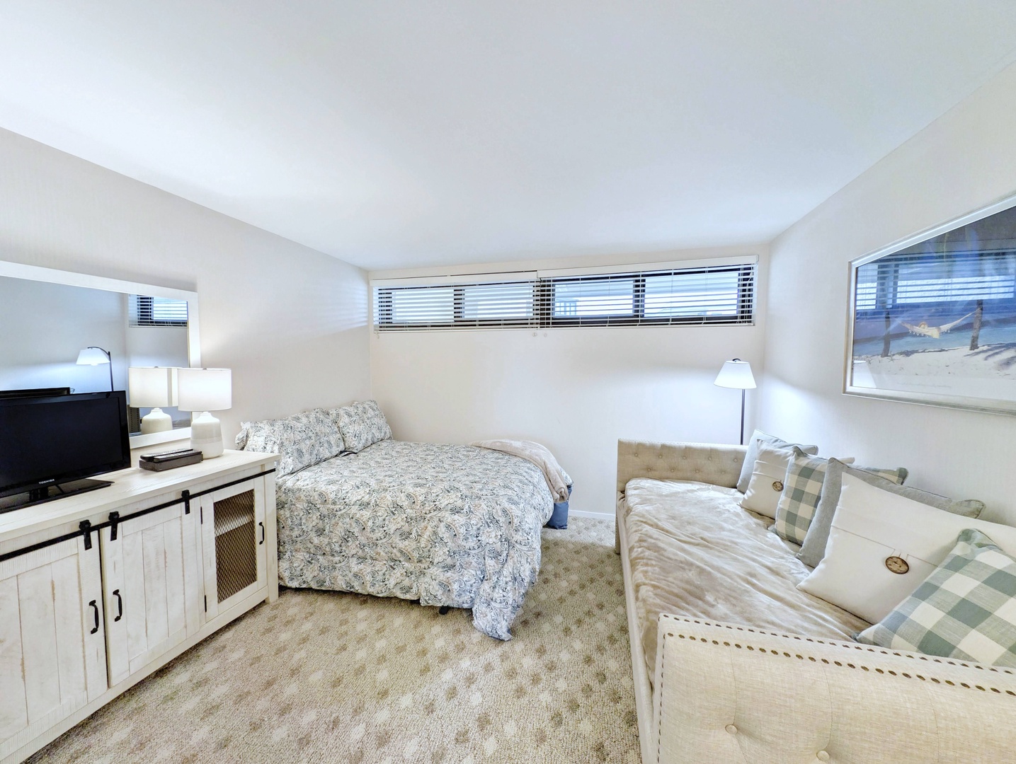 PXL_20251209_141531816 (1)