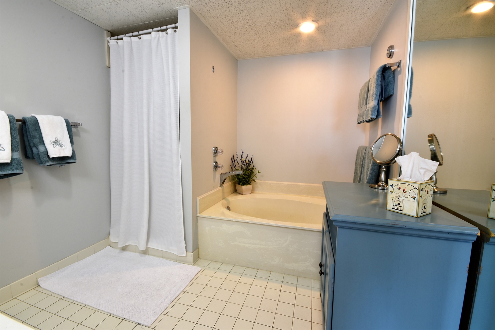 syva35-litchfield-vacation-rental-26-5152_1080ed