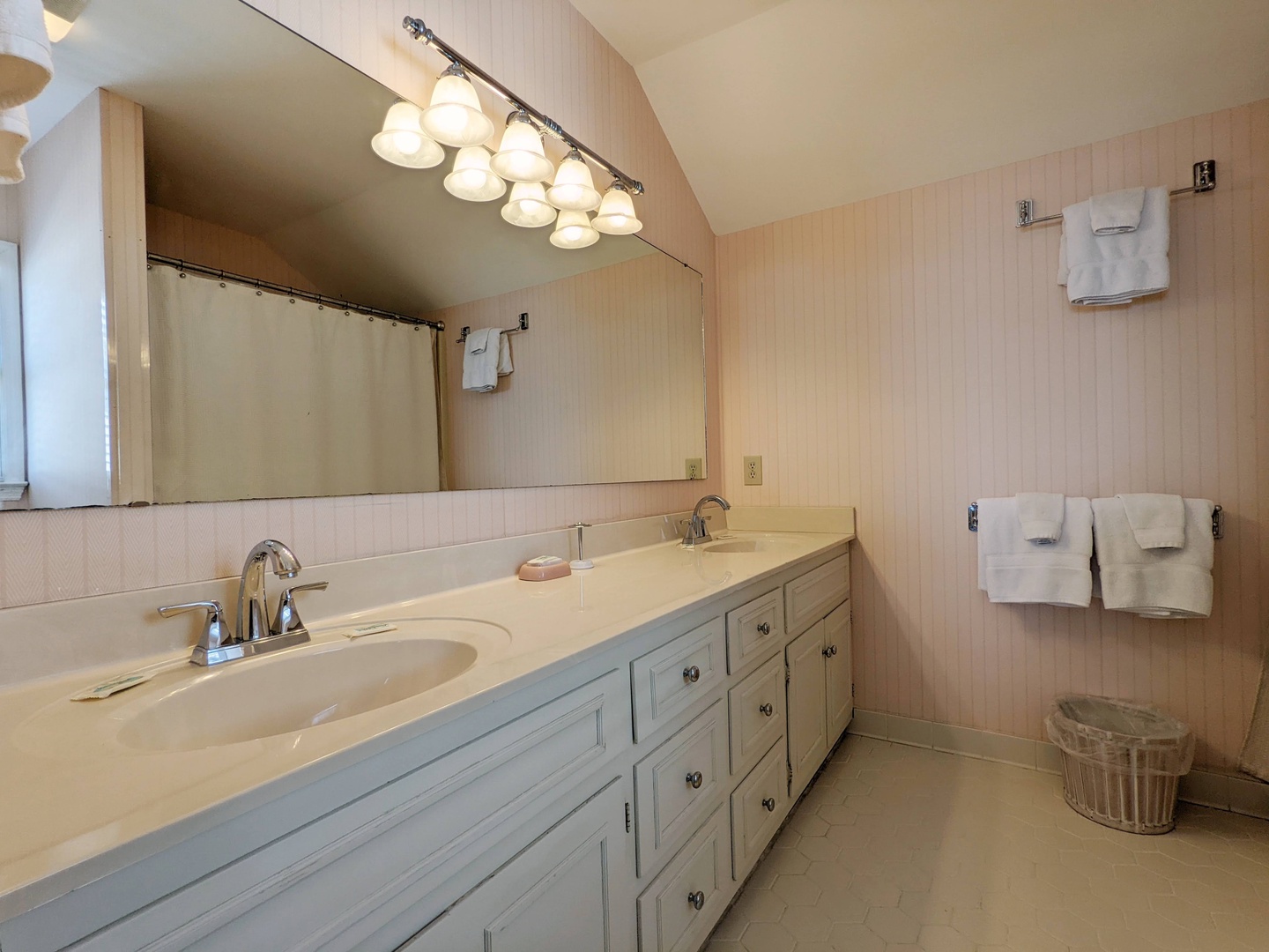 Indigo-Pelican-3-jwsre (60)