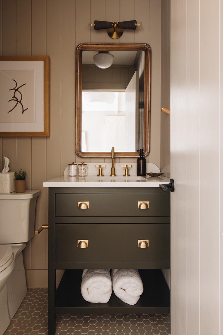 You and your guests will likely appreciate having top-notch bathroom niceties.