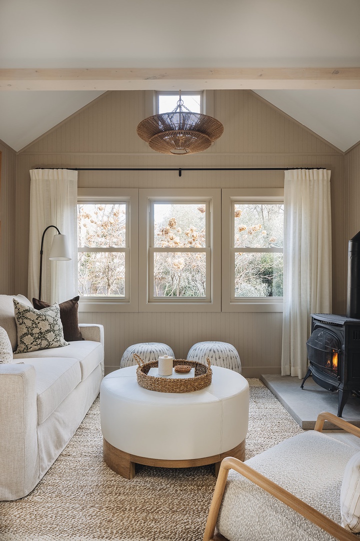 Luxurious, yet cozy and comfortable - plus a fireplace and a view? Priceless.