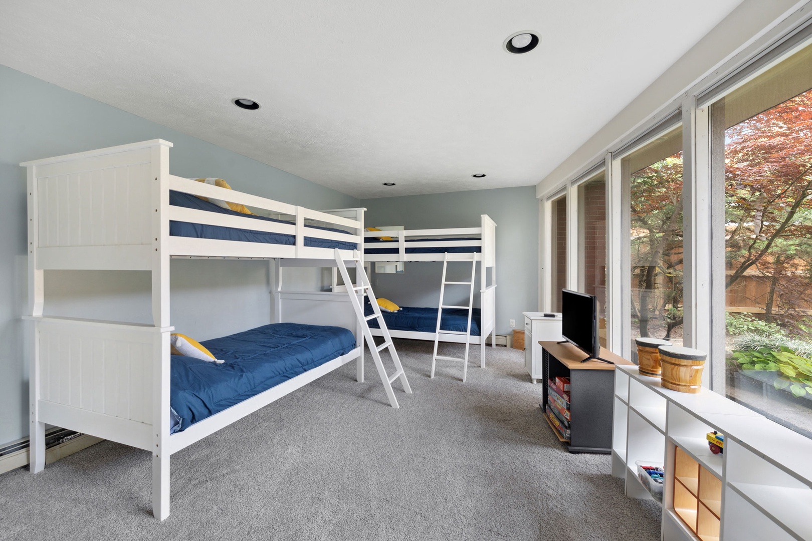 Kids and adults alike will love the convenience of the bunk room