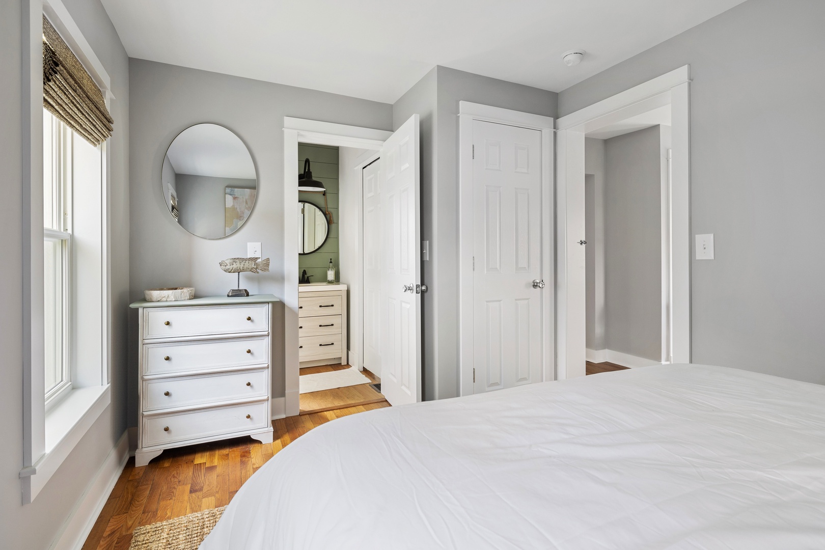 The downstairs bedroom is ensuite with a Queen-sized bed.