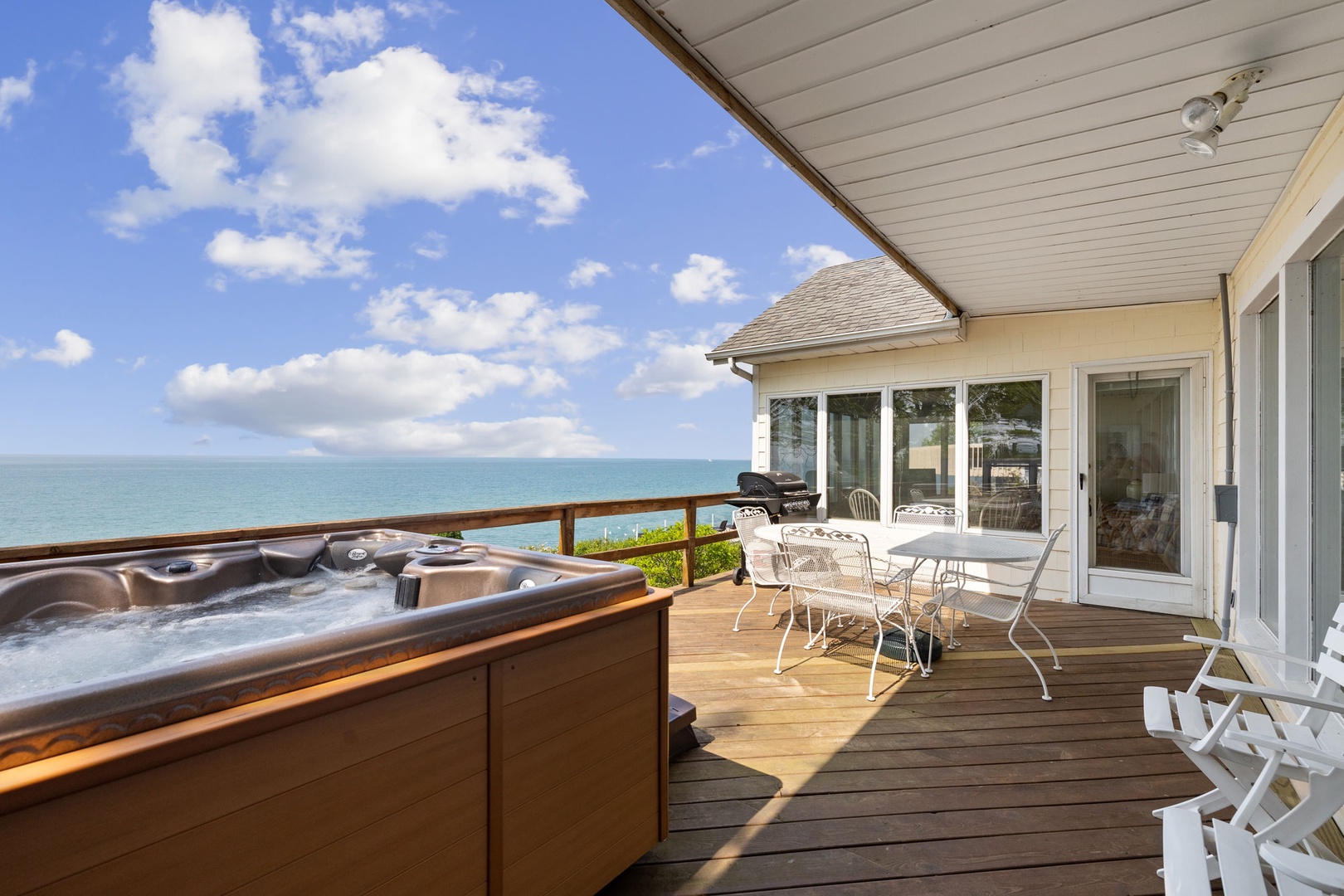 The breathtaking views of Lake Michigan promise an intimate retreat.