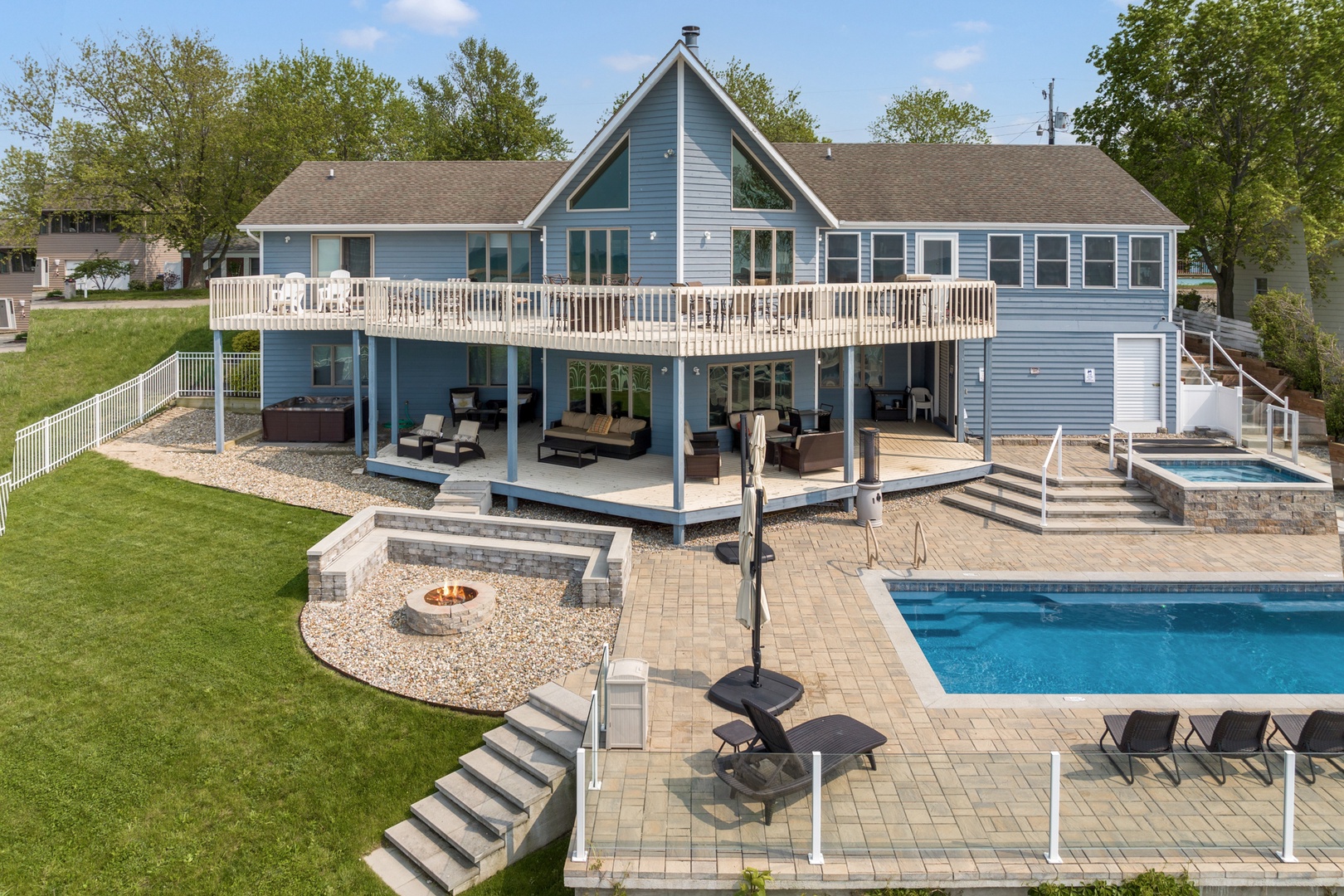 Welcome to Coastal Escape, the perfect base for your adventures around New Buffalo!