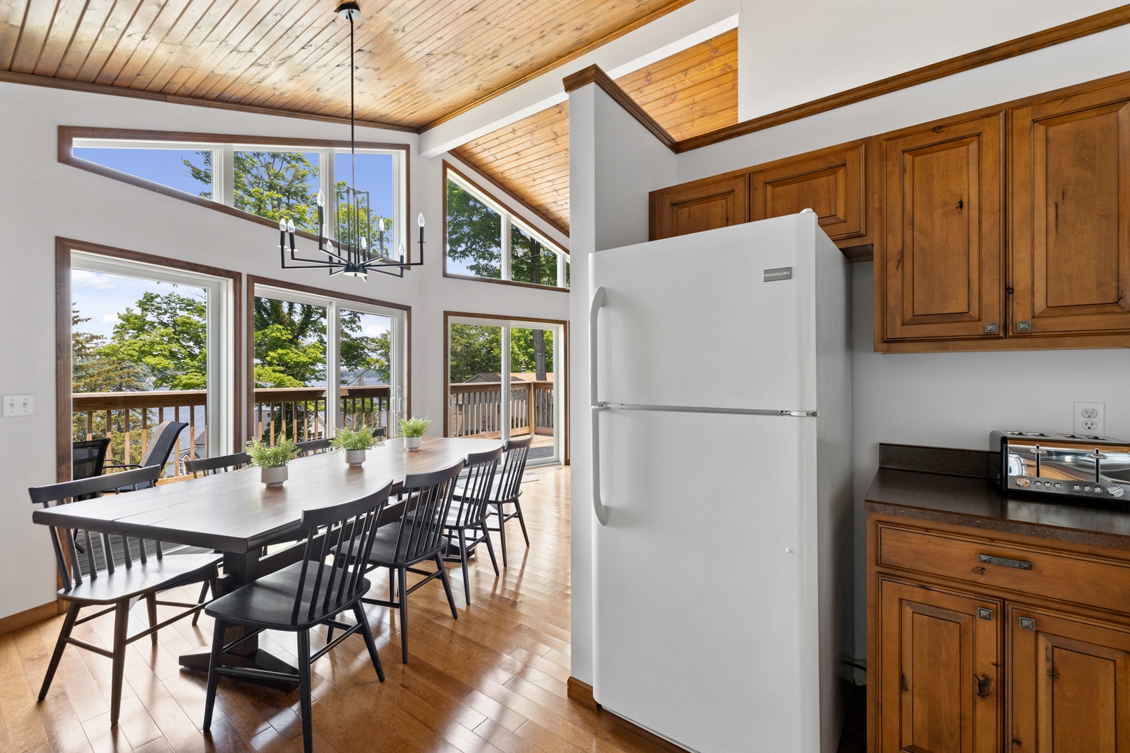 Full size appliances offer every convenience of home.