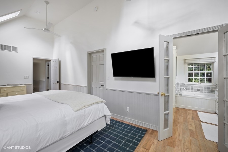 Each bedroom has a Smart TV with streaming capability.