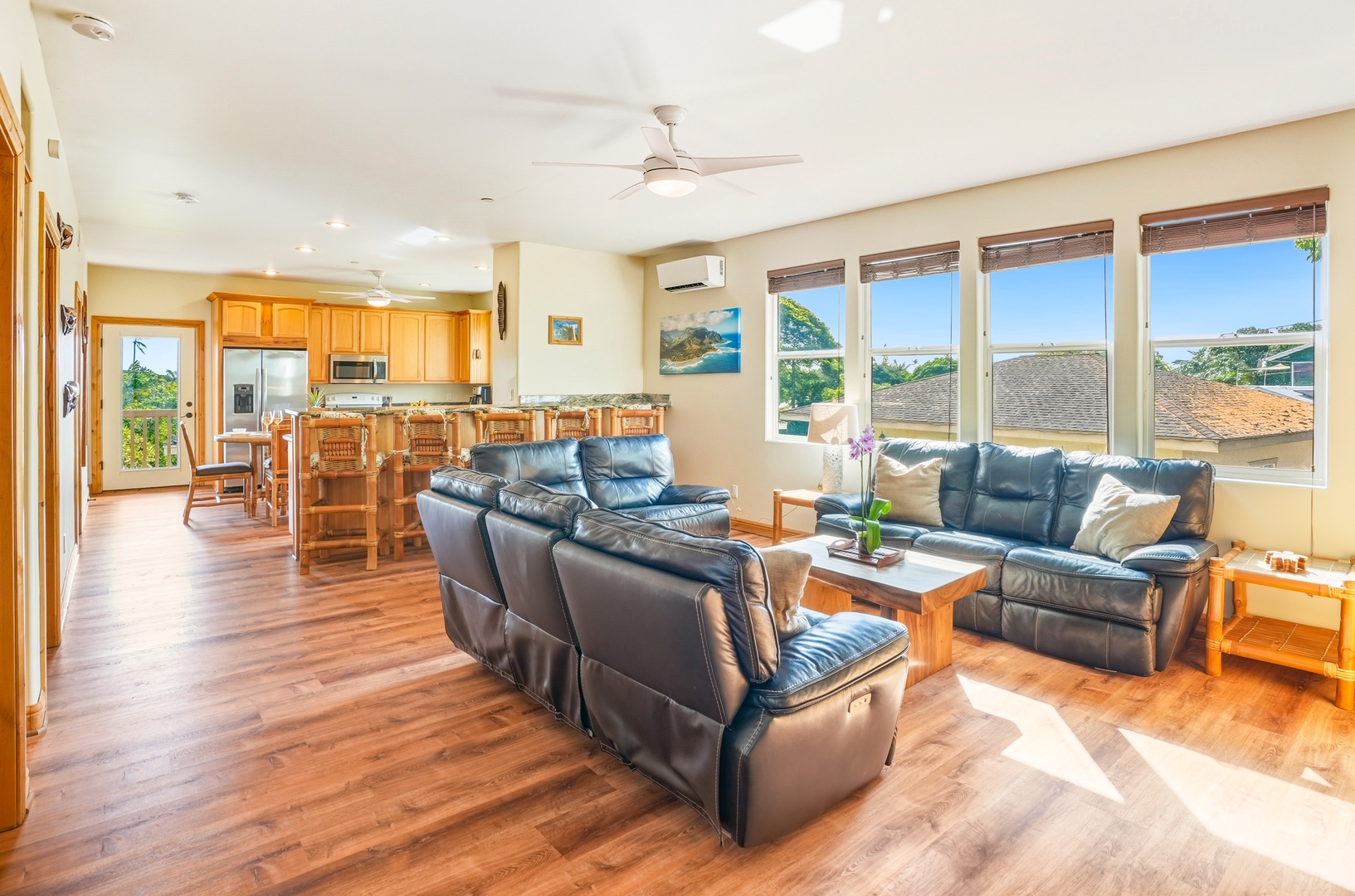 Downstairs Living Room with lots of seating