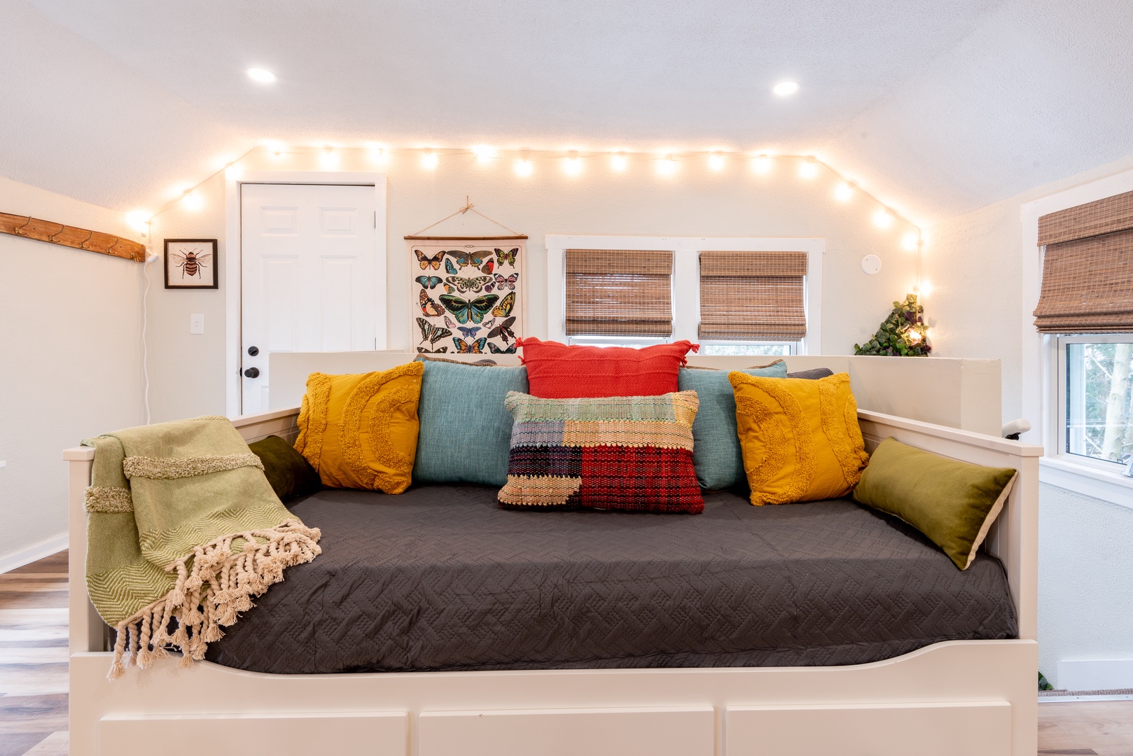 The Back Yard- Upper