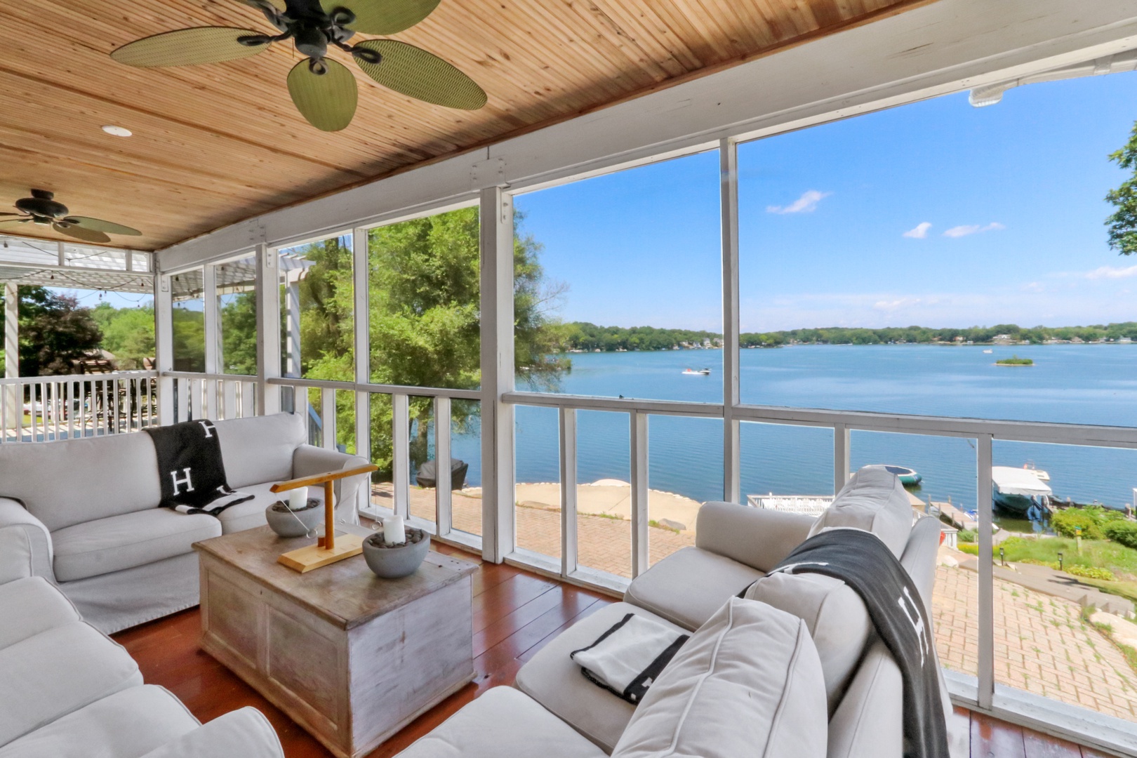 The Mill- Lauderdale Lake Luxury